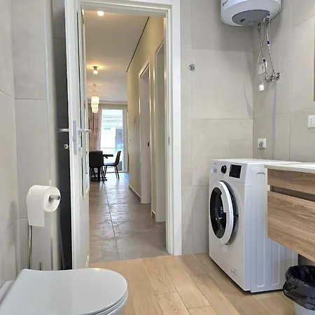 Appartamento Near Sandy In Tirana *